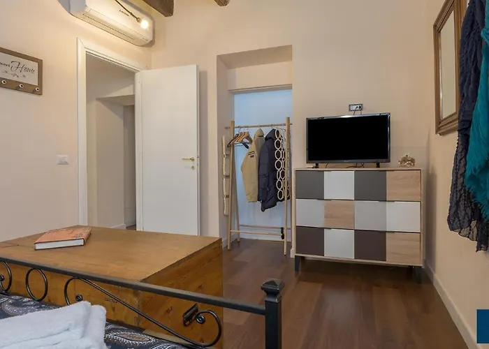 L'olimpo Di Estia * Rome